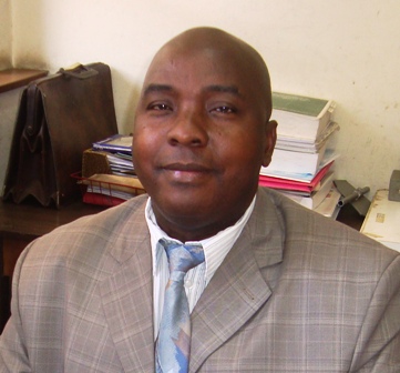 Mr Mwandongo